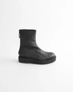 Flatform Boots in Black