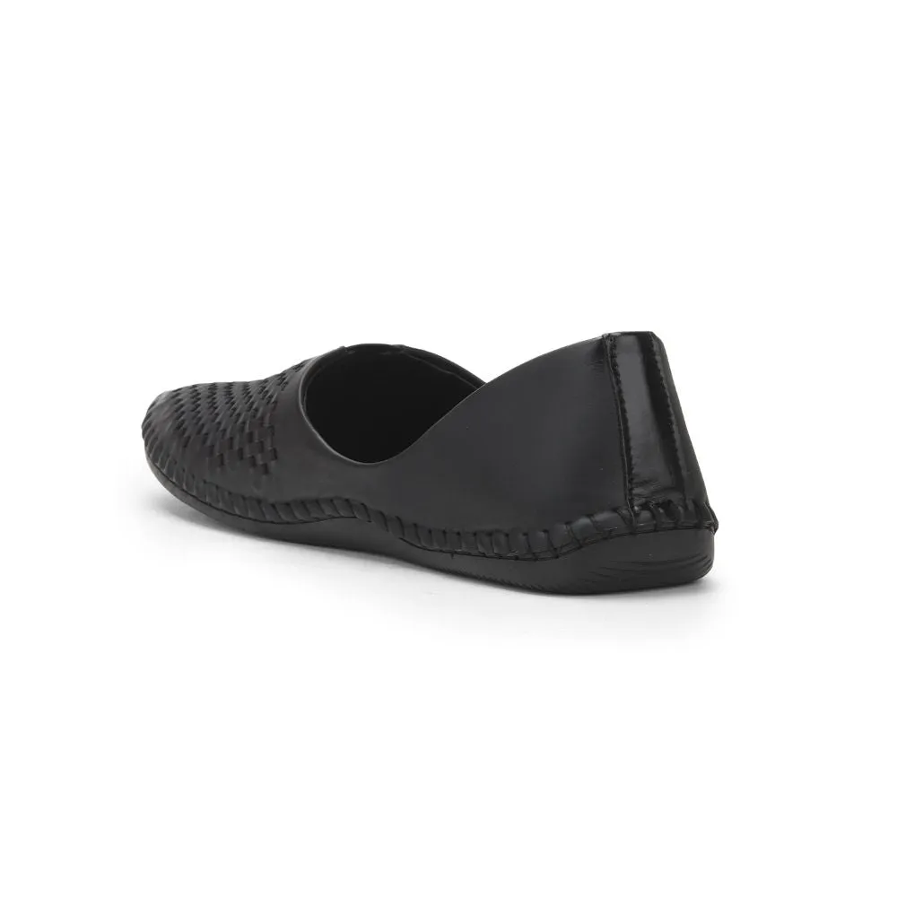 Fortune (Black) Casual Mojari Shoes For Men Avn-40 By Liberty