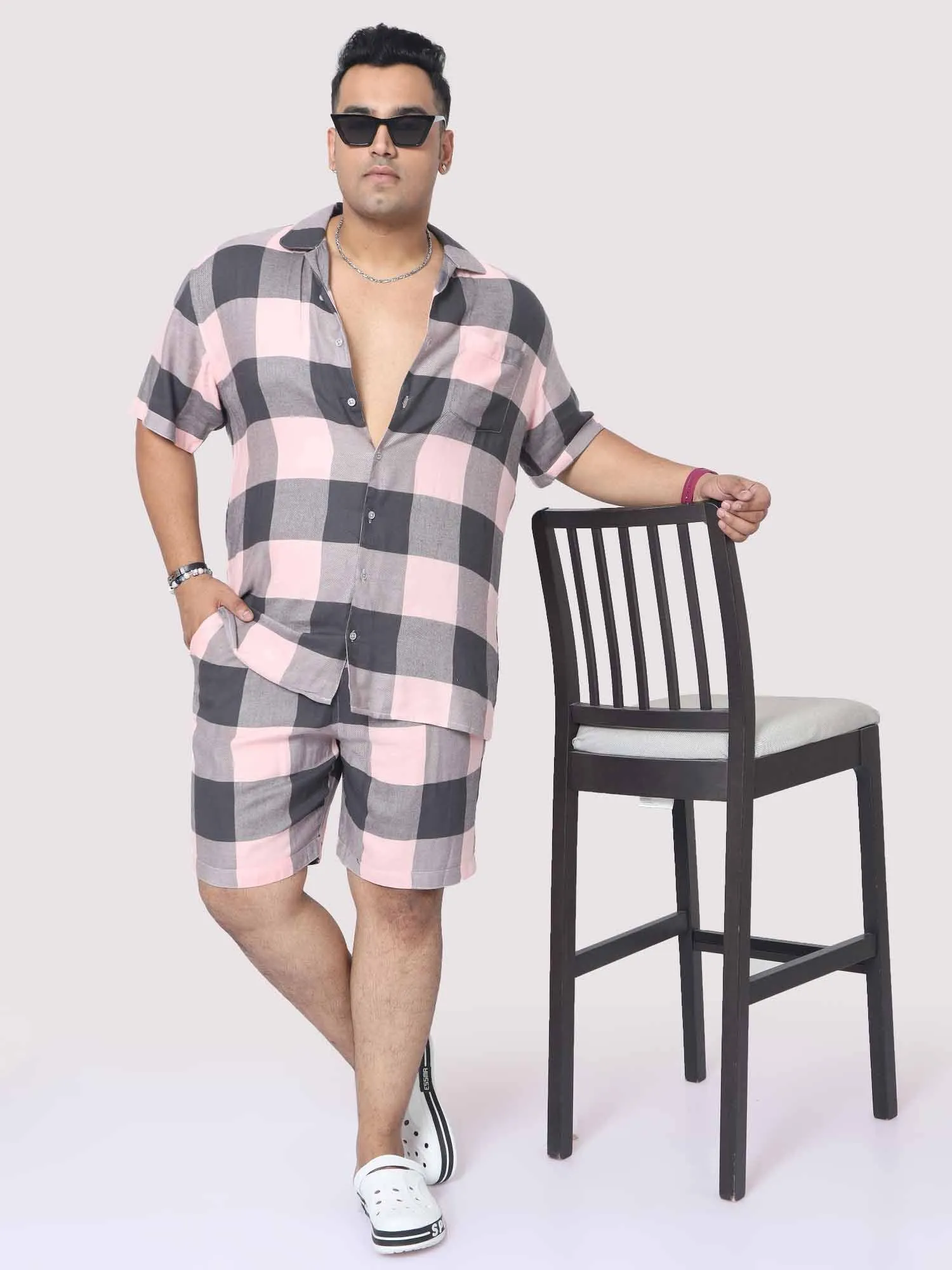 Men Plus Size Blush Grey Checks Printed Half Sleeve Co-Ords